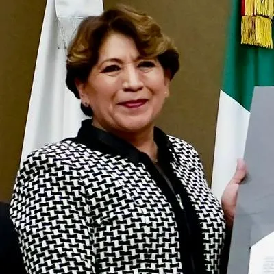 Delfina Gómez recibe la constancia de mayoría como futura gobernadora del Estado de México
