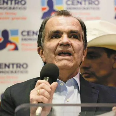 Se conoció que durante su audiencia en Fiscalía, el entre dijo que Óscar Iván Zuluaga había defraudado a la sociedad colombiana por vínculos con Odebrecht.