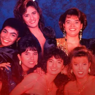 Agrupación Las Diosas del vallenato, cuando Patricia Teherán era la vocalista. Recientemente, revelaron un video inédito de ella con las integrantes.