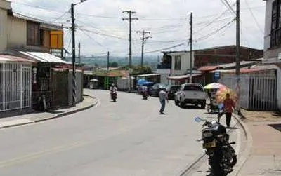 Barrio de Armenia. En relación con robo a una vivienda.