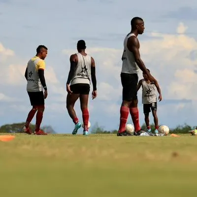 Deportes Tolima presenta a César Haydar