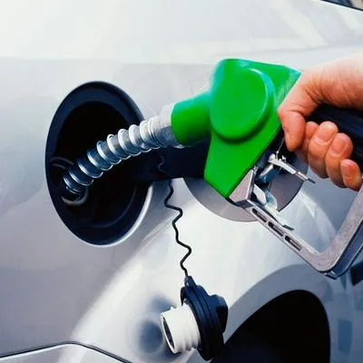 Ricardo Bonilla, ministro de Hacienda, afirmó que el precio tope que alcanzará la gasolina en 2023 será de 15.500 por situación actual del petróleo. ACPM subirá
