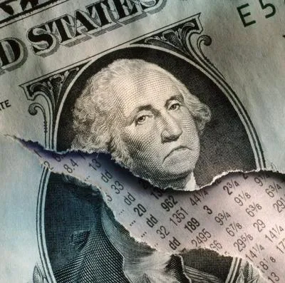 Dólar roto por caída de precio en Colombia por inflación en Estados Unidos