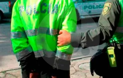 Policía capturado. En relación con caso de agentes corruptos en Medellín.