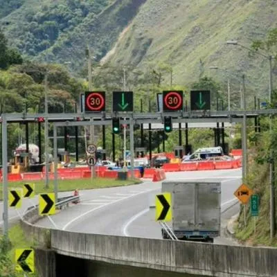 Al parecer, para terminar el proyecto que conecta a Bogotá con Villavicencio en doble calzada instalarán un nuevo peaje. Acá, los detalles.