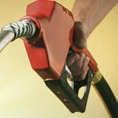 Profeco te dice cómo puedes ahorrar dinero al cargar gasolina
