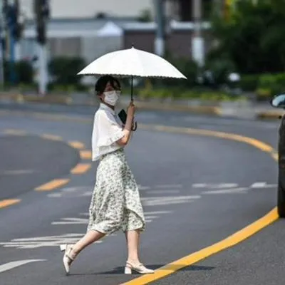 China registró cifra récord en temperatura, llegando a los 52 grados en la región de Xinjiang.