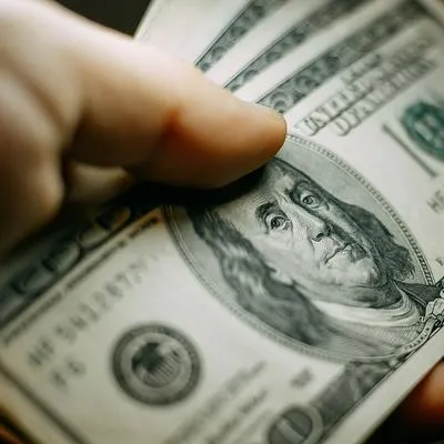 Dólar en Colombia hoy: precios caerían tras jugada en Estados Unidos