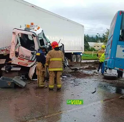 Accidente de tránsito dejó un muerto y 10 heridos en la vía Ubaté–Zipaquirá