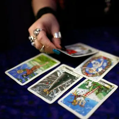 Libra, Escorpio y Sagitario tendrán una semana solitaria en cuanto al amor, oportunidad para pensar en el futuro y reflexionar sobre el pasado.
