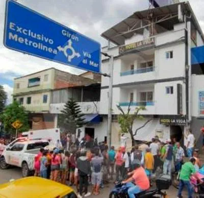 Investigan la muerte de una mujer que cayó de un cuarto piso de un hotel en Bucaramanga