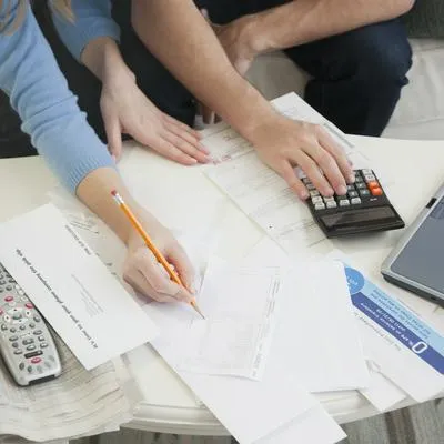 Una explicación sencilla para las personas que quieren saber cómo y dónde consultar si tienen saldo a favor en la declaración de renta.