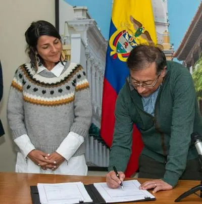La exministra Irene Vélez y el presidente Gustavo Petro.