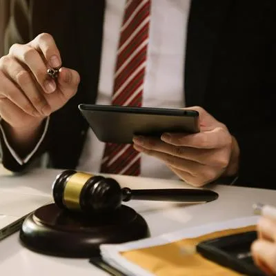 Conozca cómo es ChatGPT, inteligencia artificial, en el mundo de la abogacía y cómo se adapta para el ejercicio del Derecho,