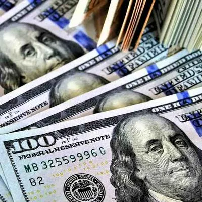 El precio del dólar en Colombia sorprendió durante la semana del 17 al 22 de julio, en la que cayó, por primera vez en un año, de los $ 4.000.