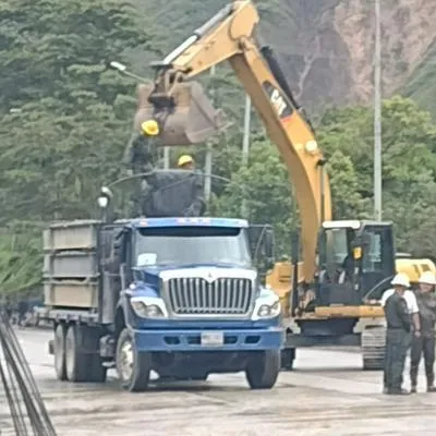 Foto de tragedia en Quetame: llegó puente militar con el que reabrirán vía al Llano