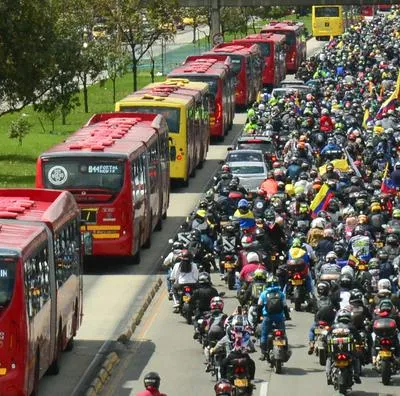 Motos en Bogotá reciben datazo sobre beneficio que tienen sobre los que andan en Transmilenio.