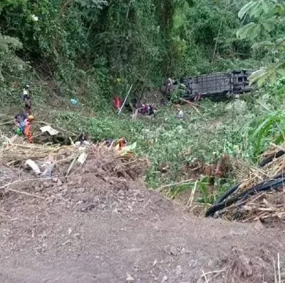 Pasajeros relatan accidente en El Playón, Santander, y niegan falla del bus