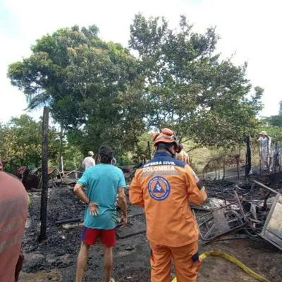 Así quedaron los hogares de dos familias en Mariquita (Tolima) que fueron consumidos por un incendio