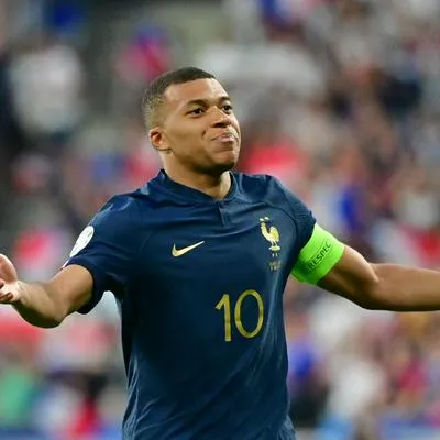 El millonario contrato que le ofrecieron a Kylian Mbappé por parte de Arabia Saudita por un año.