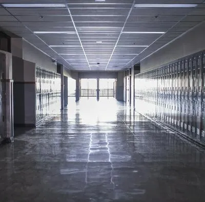 Niño en Bogotá fue herido en atraco tras salir de su colegio en Chapinero
