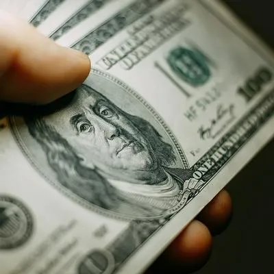 Precio del dólar hoy en Colombia bajará gracias a Reserva Federal