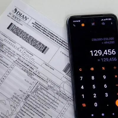 Se acercan las fechas límites para declarar renta en 2023: le contamos cómo hacerlo y quiénes son las personas que deben presentarlo ante la Dian.