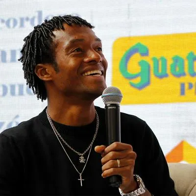 La historia de Juan Guillermo Cuadrado, jugador de la Selección Colombia. Detalles de su infancia y cómo empezó en el fútbol. Su estrategia para negocios.