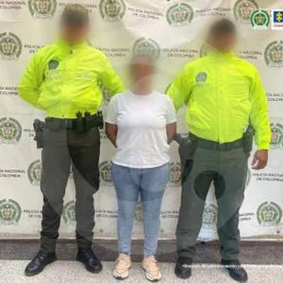 La mujer fue capturada en un operativo en el barrio Castilla, noroccidente de Medellín/