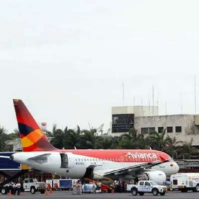 Reanudan operaciones en el aeropuerto de Cartagena luego de superar impase en la pista.