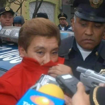 Juana Barraza asesino a 16 víctimas y fue detenida en 2006, teniendo una sentencia de 759 años de prisión.