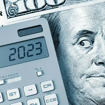 El Banco de Bogotá reveló precio en el que el dólar en Colombia cerraría el 2023, además, se refirió a la inflación y tasa de interés. Acá, los detalles.