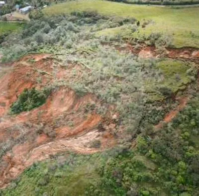 Este es el deslizamiento del cerro Los Gemelos que tiene en vilo al municipio de Sibundoy, Putumayo