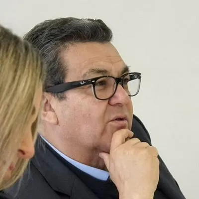 Jaime Dussán, presidente de Colpensiones, negó golpear a uno de sus escoltas ebrio y aseguró que es un ciudadano de bien. Acá, los detalles.
