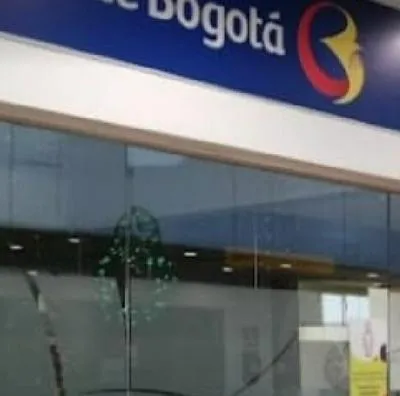 Ladrones dan nuevo golpe al Banco de Bogotá; se mandaron con toda hasta el segundo piso