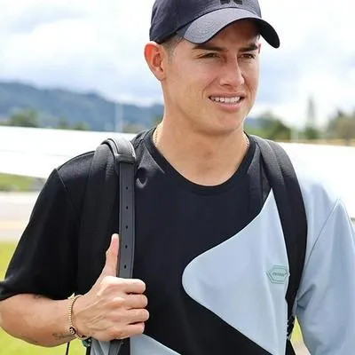 James Rodríguez, cuyo sueldo en Sao Paulo de Brasil, menor al que tenía en Grecia.