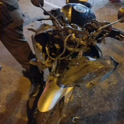 Accidente de tránsito: hincha del Tolima fue atropellado en un peaje por moto