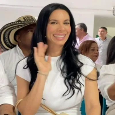 Hermana de Andrea Valdiri se lanza a cargo político: "Uno pasa de oruga a mariposa"