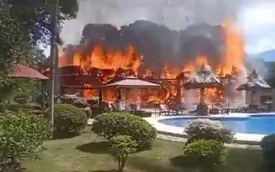 Incendio en Antioquia. En relación con turistas que quemaron pólvora.