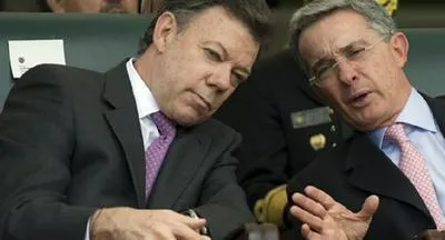 Álvaro Uribe dice que en Brasil existen pruebas de financiación de Odebrecht a campaña de Juan Manuel Santos.