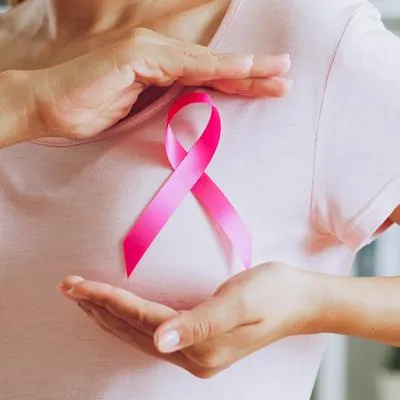 Inteligencia artificial ayudaría a detectar el cáncer de mama.