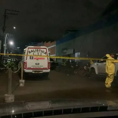 Patrullero que fue capturado en Bogotá le quitó arma a su compañero y se quitó la vida en la URI de Puente Aranda, donde estaba recluido. 