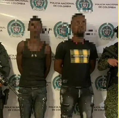 Hombres detenidos por secuestro en Tumaco.