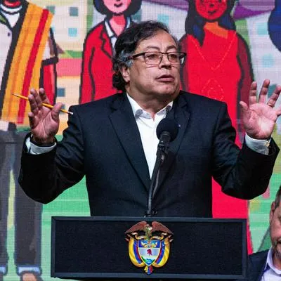 Gustavo Petro, presidente de Colombia, acusado de financiación ilícita en su campaña.