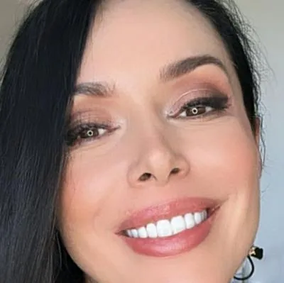 Cómo se veía Vanesa Navarro, la 'Reina de las televentas', hace muchos años