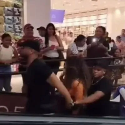 Cordón de seguridad se robó 'show' en llegada de 'Guajira', del 'Desafío', a su tierra.