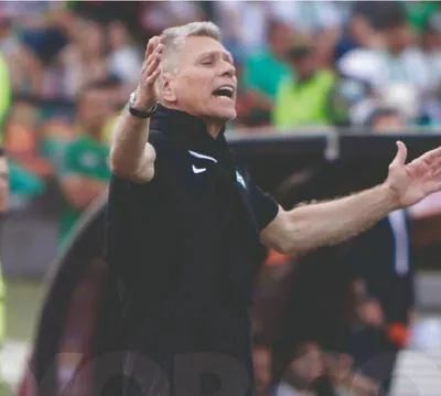 Paulo Autuori es nuevo director técnico de Cruzeiro de Brasil.