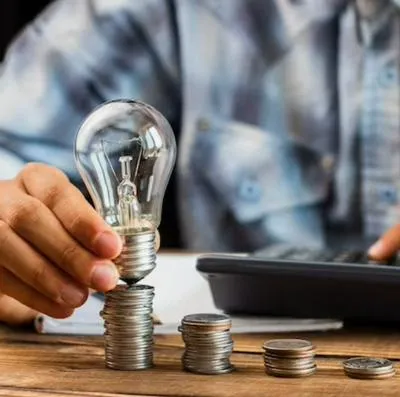 Consejos para ahorrar energía de manera inteligente en los hogares