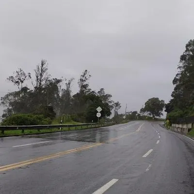 Cómo está la vía al Llano este puente festivo: rutas habilitadas y medidas