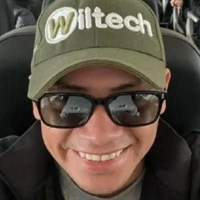 Nuevo capítulo para emprendedor colombiano amenazado de cárcel por Apple por reparar iPhones.